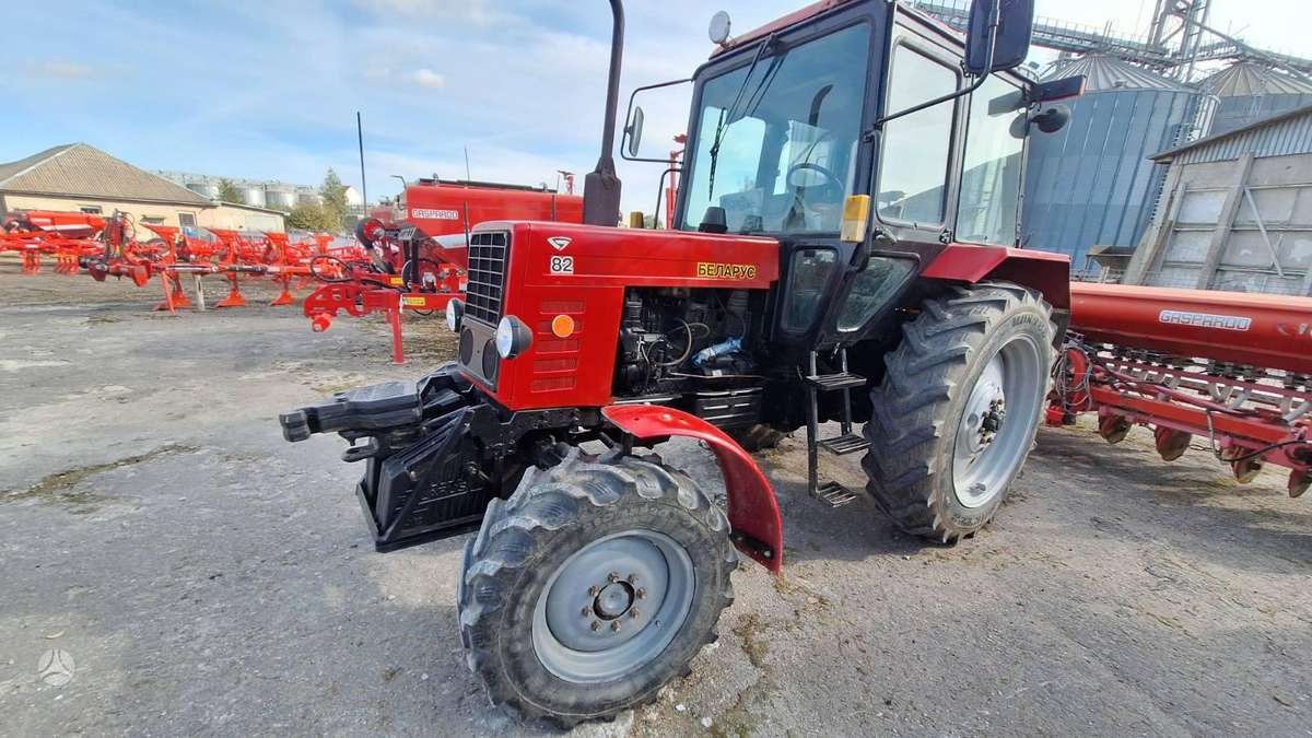 MTZ Belarus 82, traktoriai