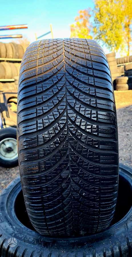 Goodyear, winter 215/45 R17