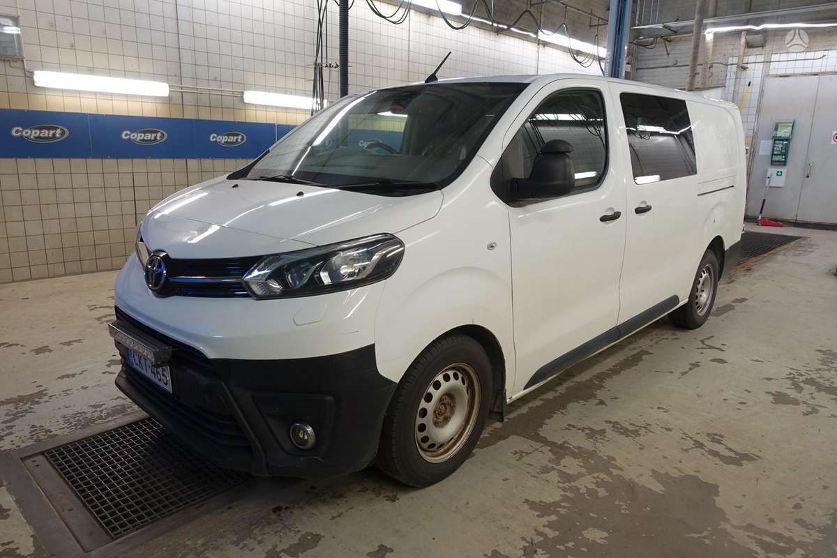 Toyota PROACE, autobusi