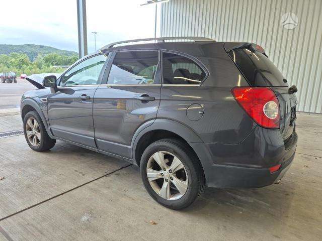 Chevrolet Captiva dalimis