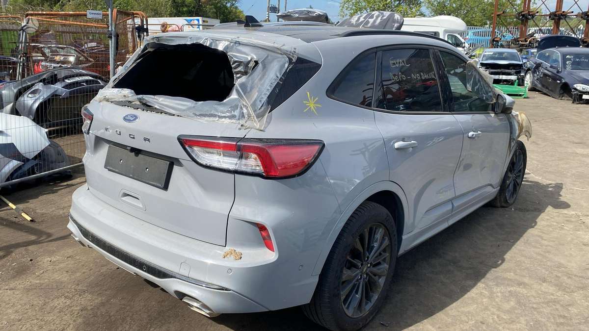 Ford Kuga for parts
