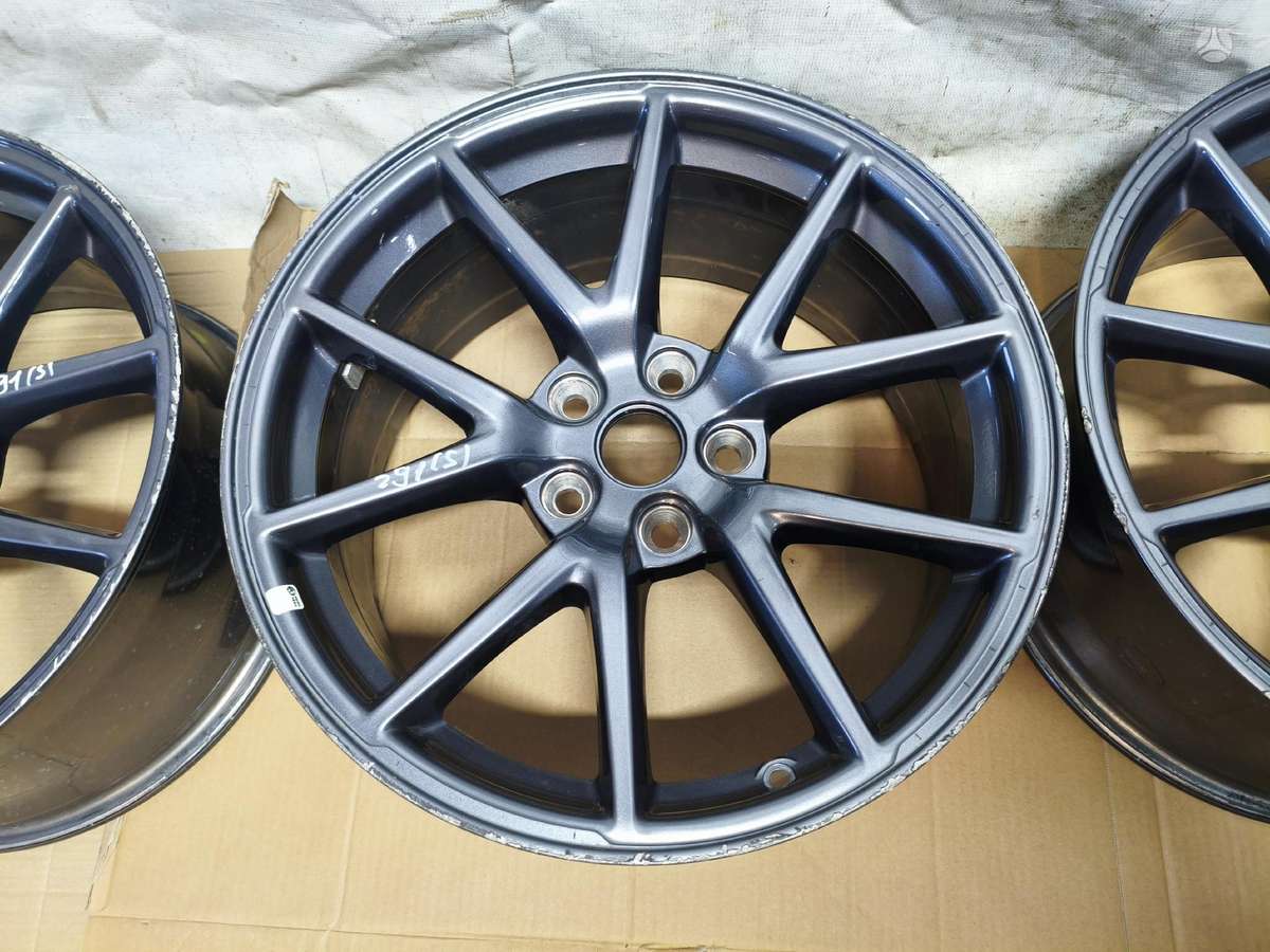 TESLA MODEL 3 AERO, light alloy, R18