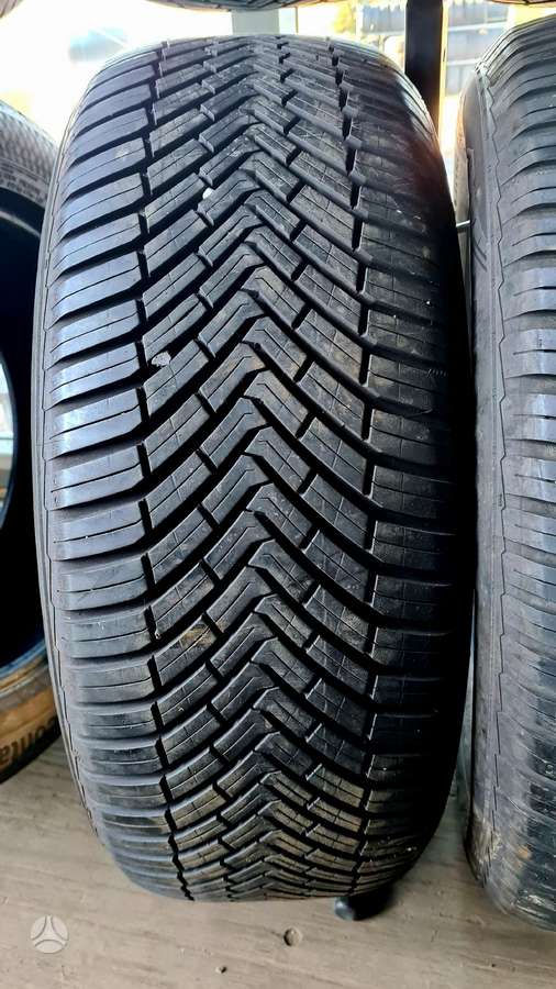 Continental, winter 235/55 R18