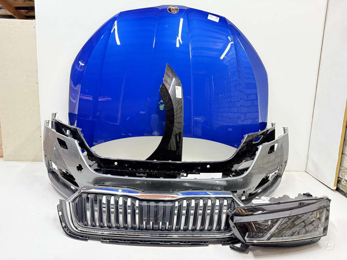 Skoda Octavia body parts