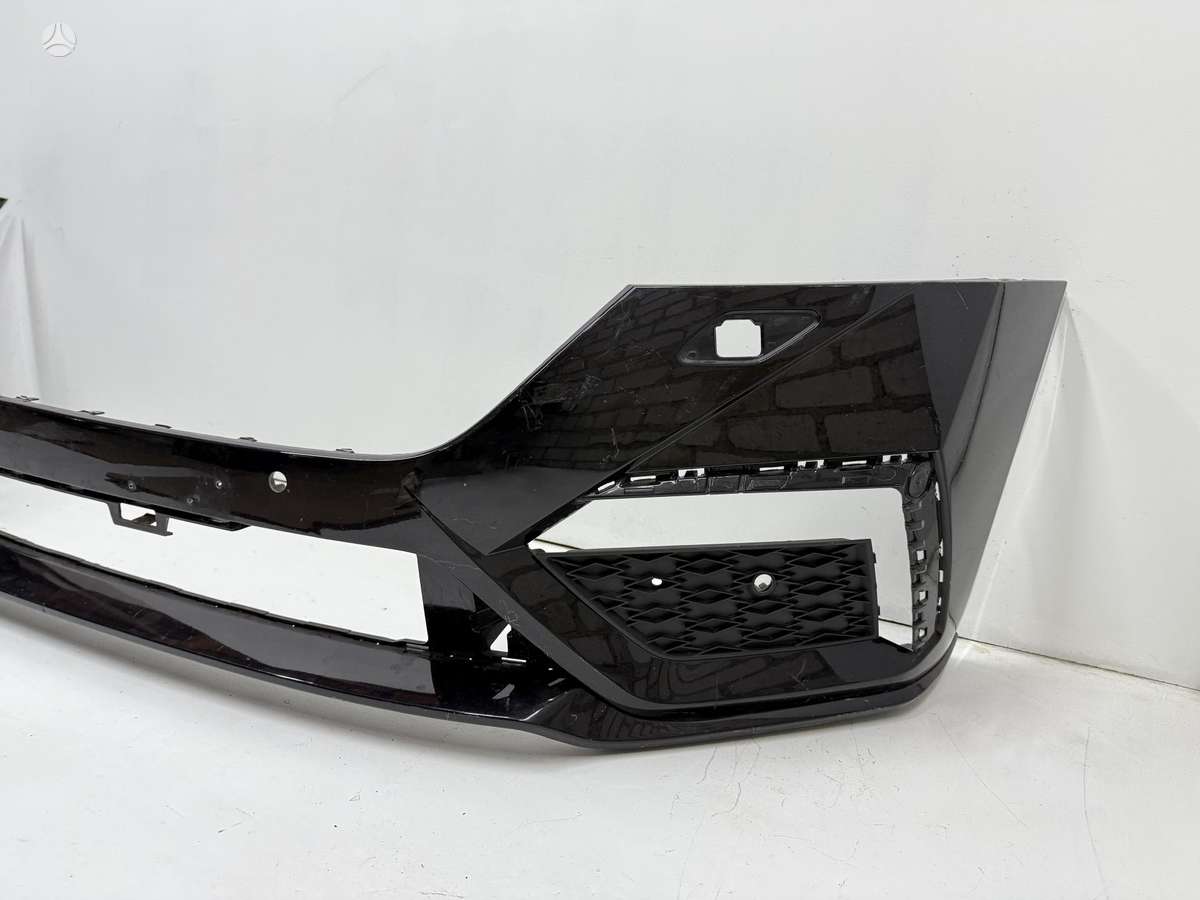 Skoda Octavia body parts