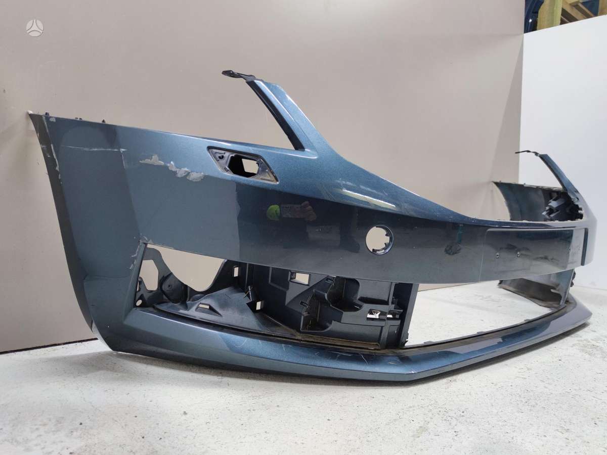 Skoda Octavia body parts