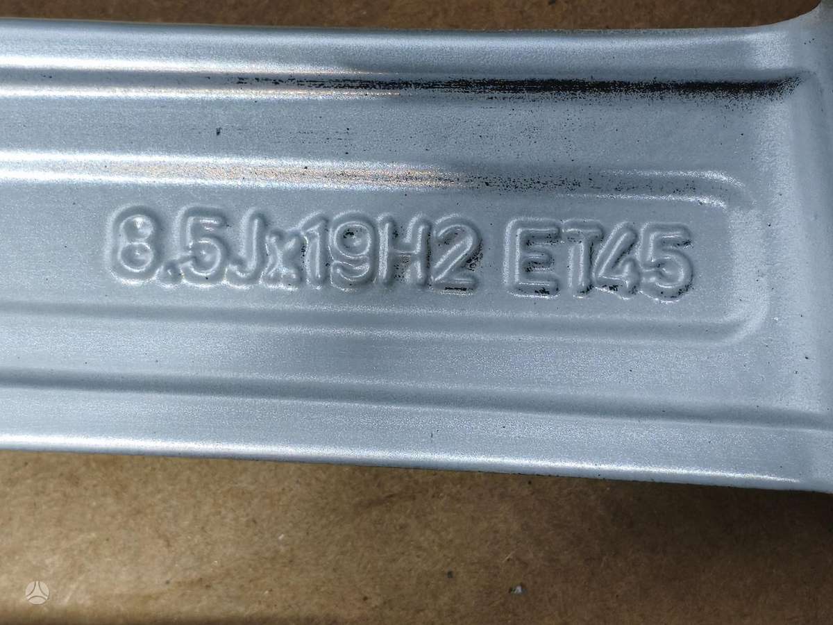 Audi A6C7, lengvojo lydinio, R19