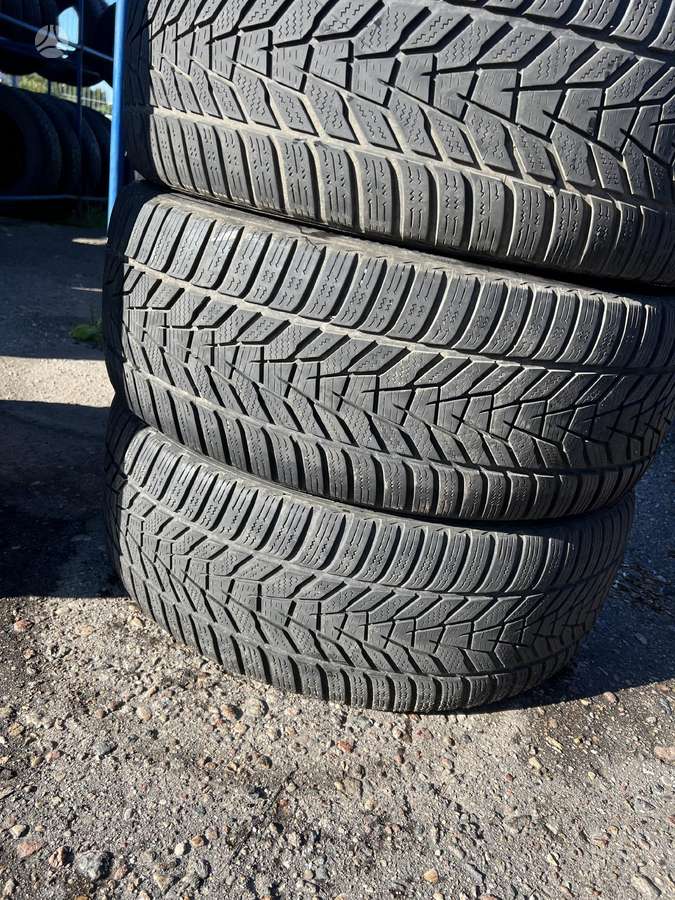Hankook Winter icept evo3 X, winter 235/45 R20