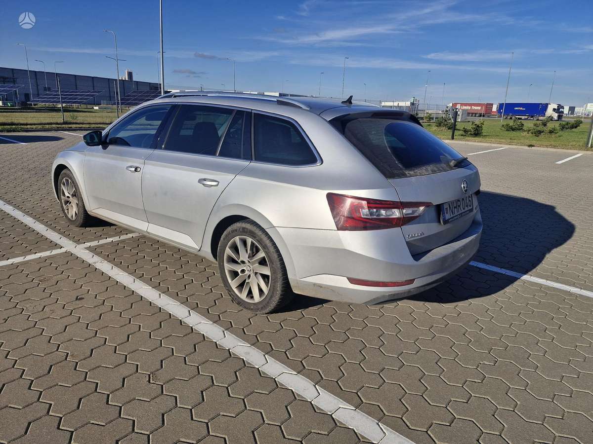 Skoda Superb, 2.0 l., wagon