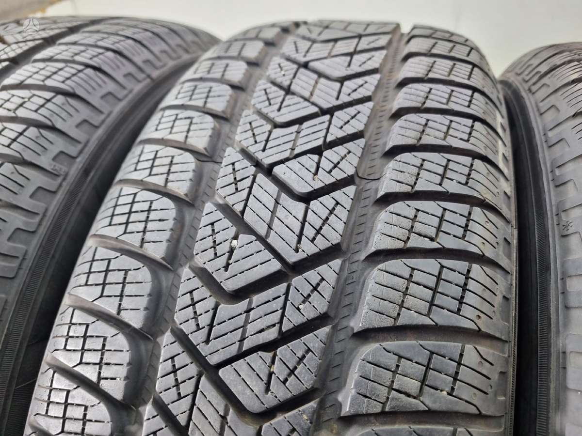 Pirelli 7mm, зимние 215/65 R17