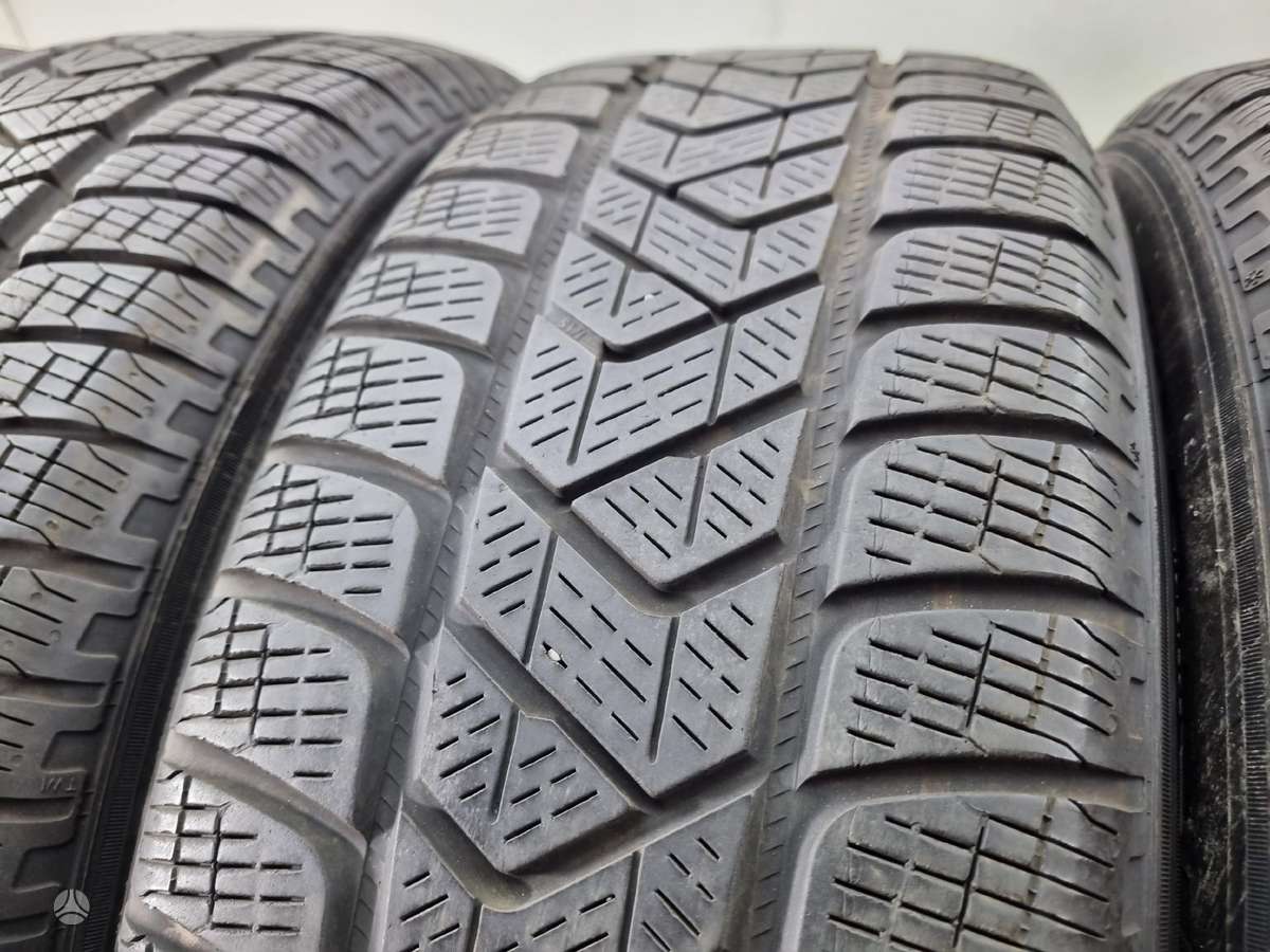 Pirelli 7mm, зимние 215/65 R17