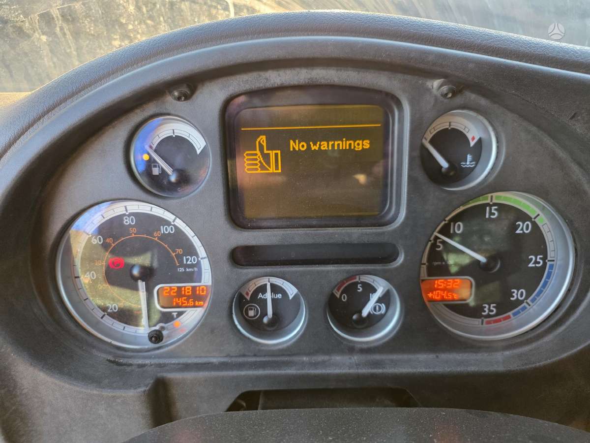 DAF LF55-220, cab-chassis trucks