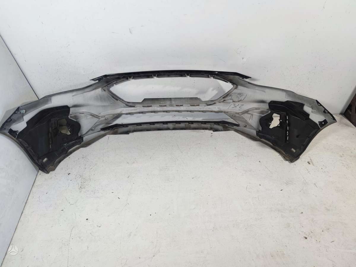 Ford Focus ST, JX7B17757S, bumpers