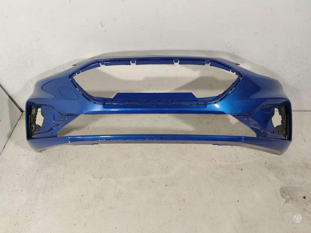 Ford Focus ST, JX7B17757S, bumpers