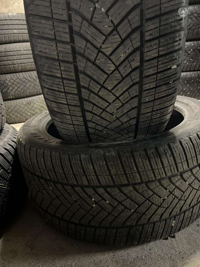 Goodyear UltraGrip Performance, зимние 285/40 R20