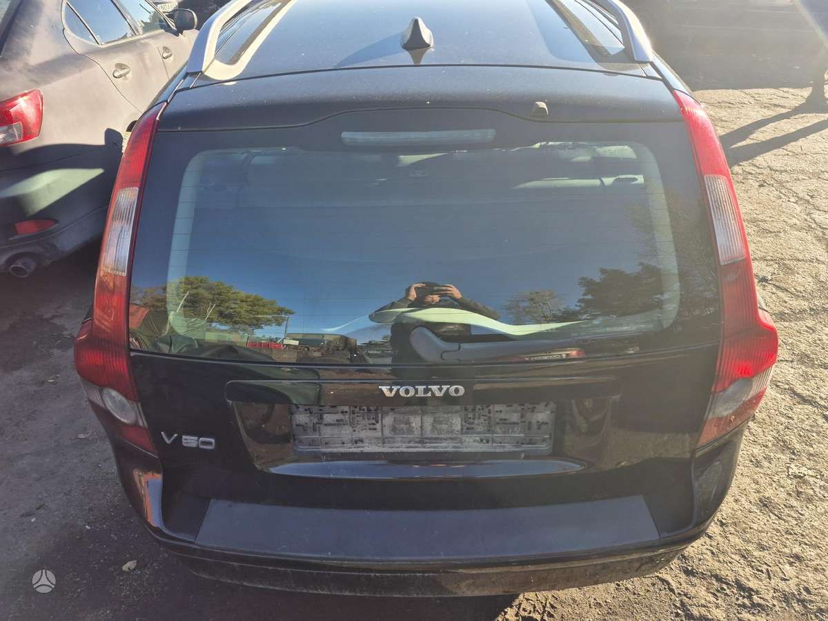 Volvo V50