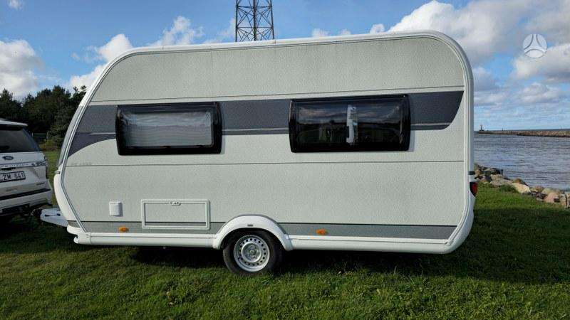 Hobby De Luxe 400 SFe, кемперы