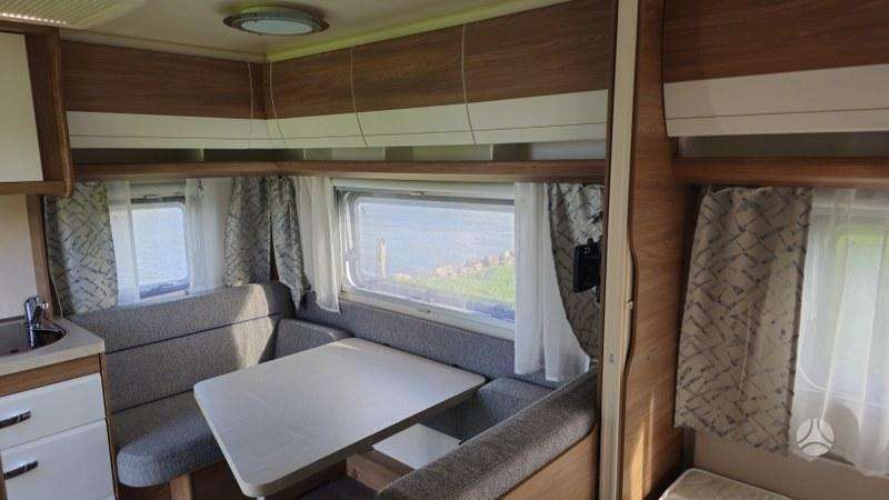 Hobby De Luxe 400 SFe, кемперы