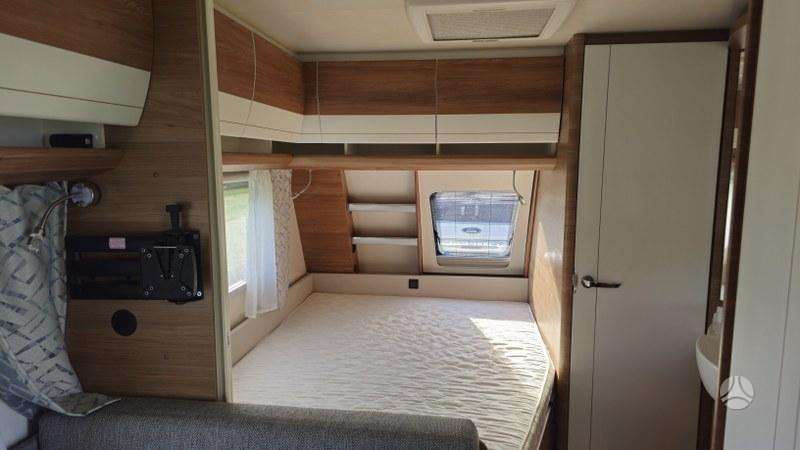 Hobby De Luxe 400 SFe, кемперы