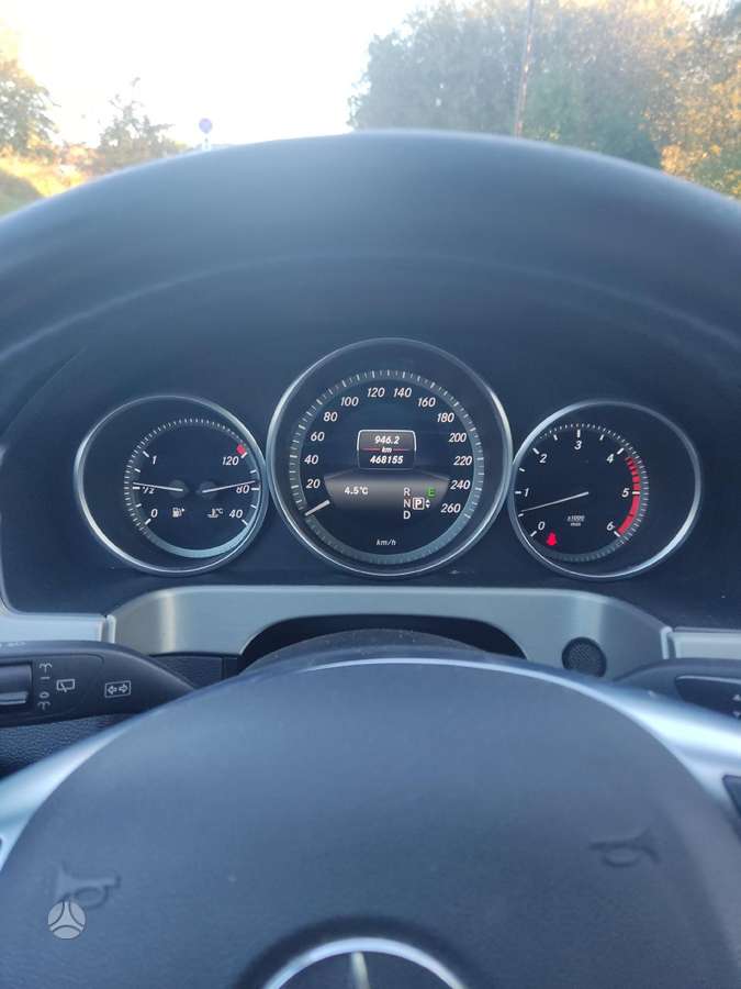 Mercedes-Benz E300, 3.0 l., Универсал