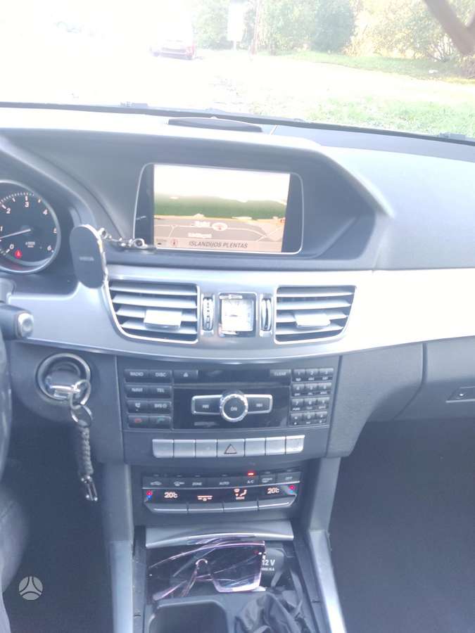 Mercedes-Benz E300, 3.0 l., Универсал