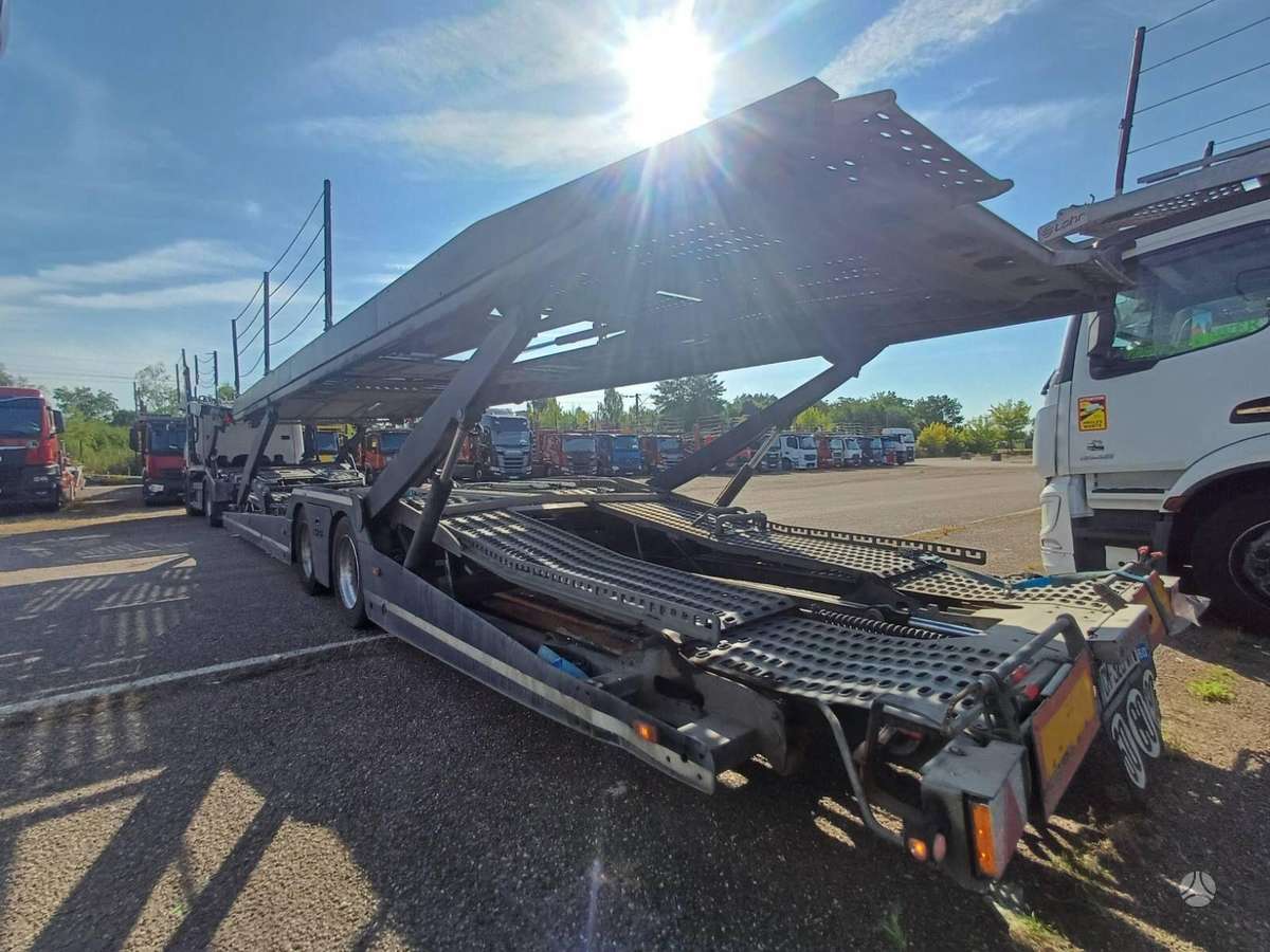 Scania Lohr 2012, auto transporters