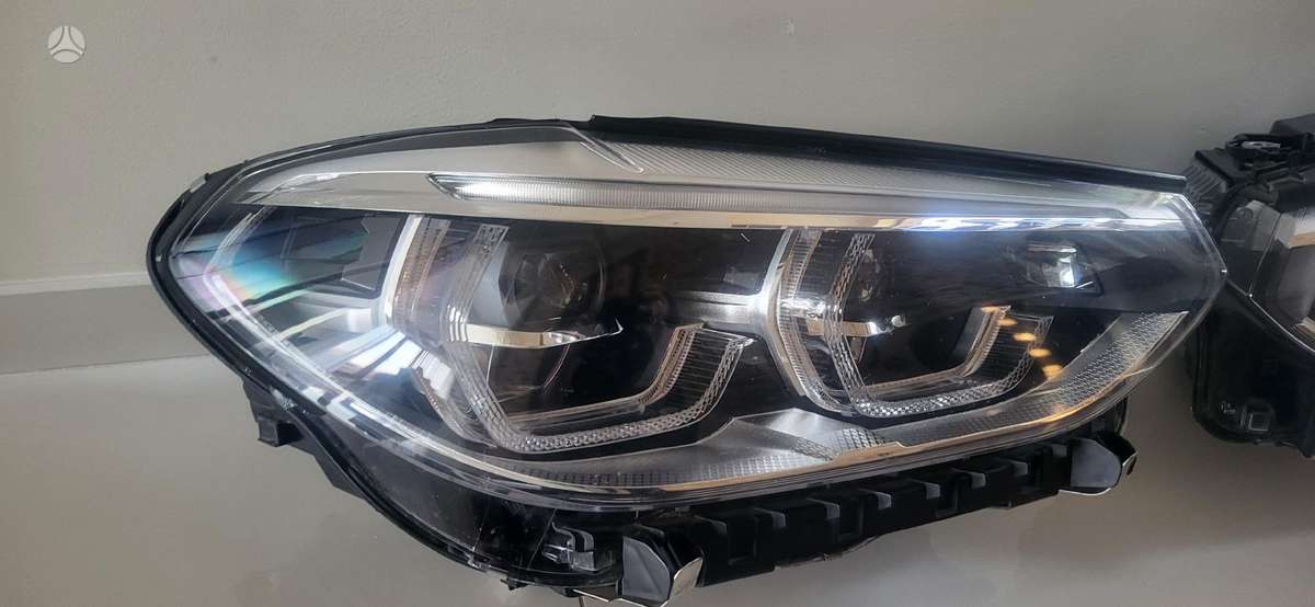 BMW X3 фары