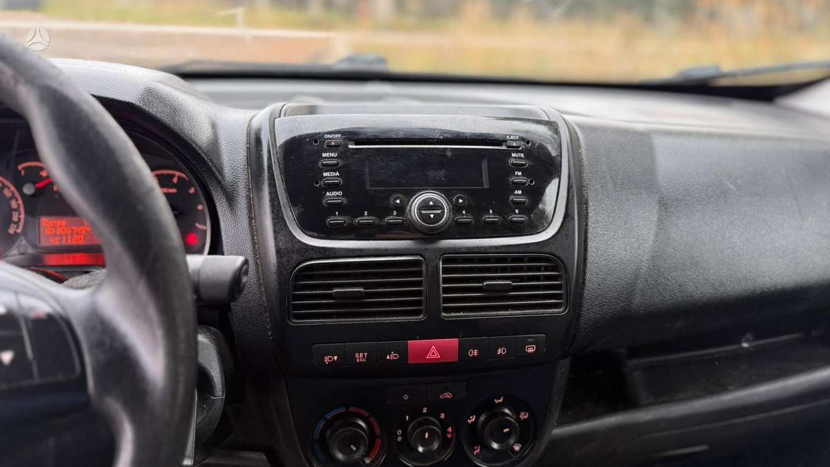 Opel Combo, universalas
