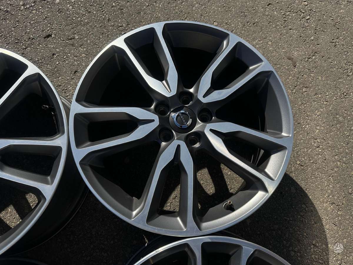 Volvo Originalūs, lengvojo lydinio, R18