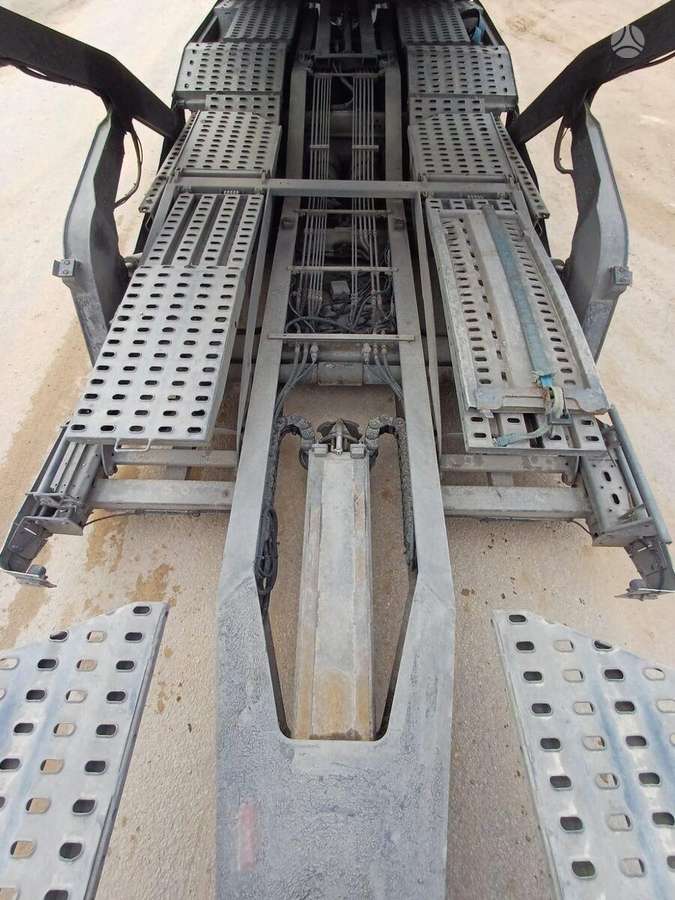 Volvo +Rolfo 2007, auto transporters