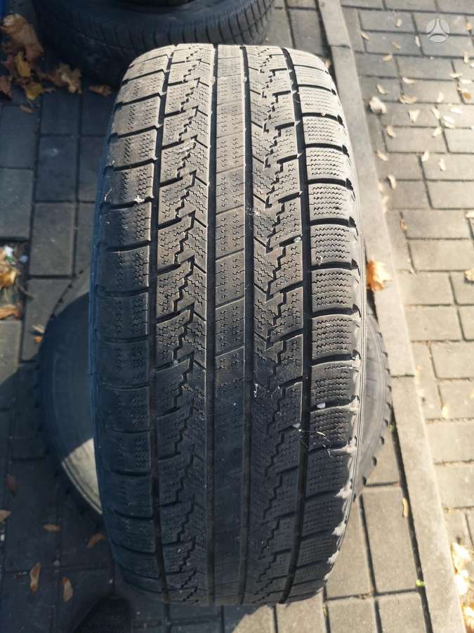 Roadstone Winguardice, winter 215/65 R16