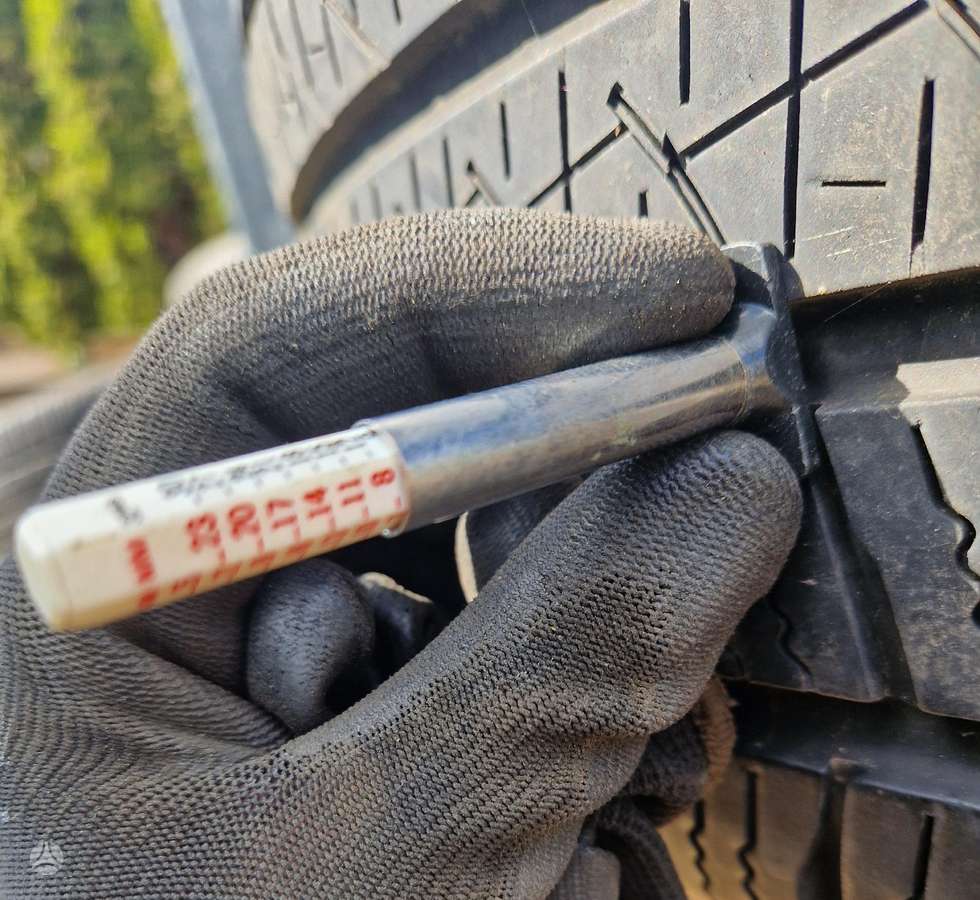 Pirelli Scorpions, летние 265/40 R22