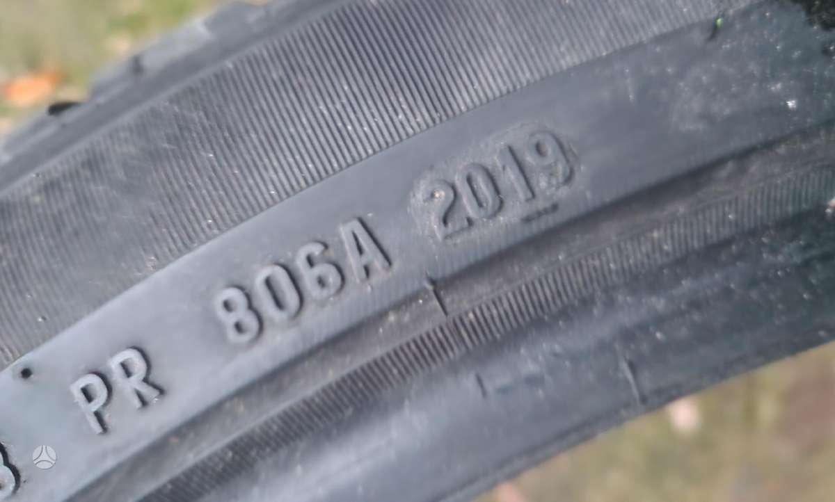 Pirelli Scorpions, winter 275/35 R22