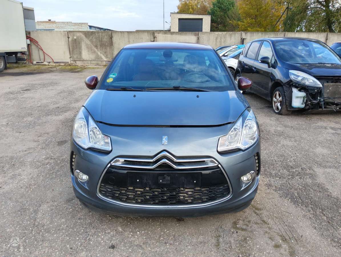 Citroen DS3, 1.6 l., hatchback