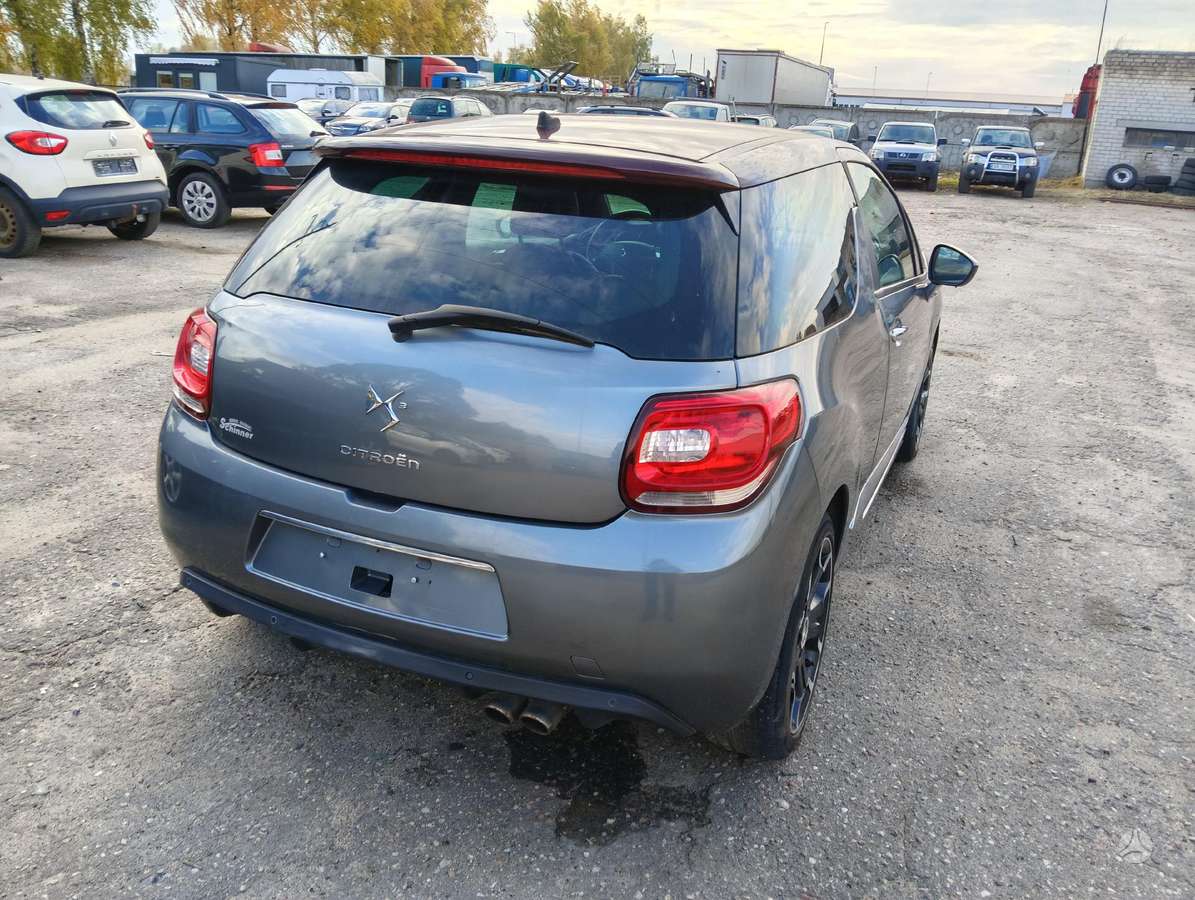 Citroen DS3, 1.6 l., Хэтчбек