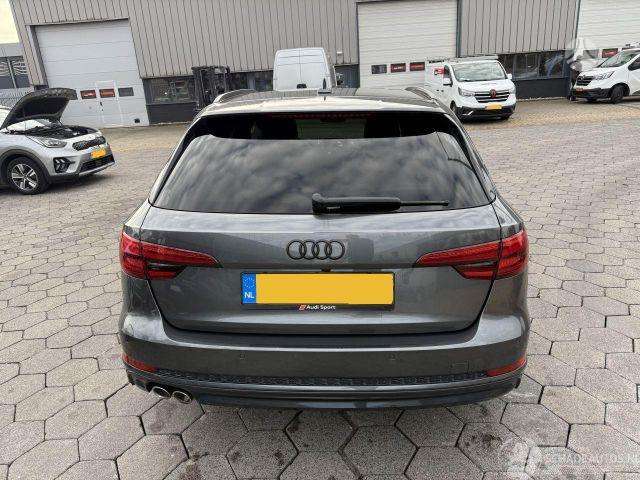 Audi A4 Audi a4 dalimis