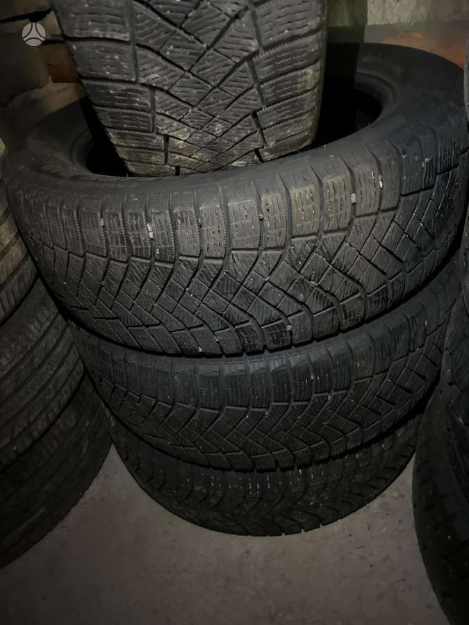 Pirelli ICE ZERO TM, žieminės 235/55 R19
