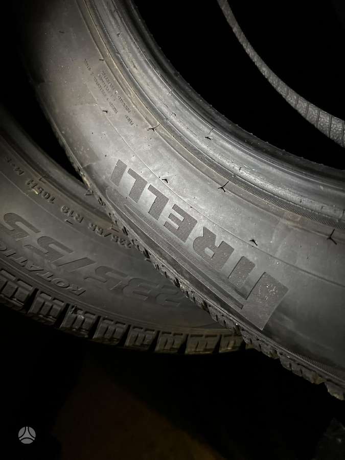 Pirelli ICE ZERO TM, winter 235/55 R19