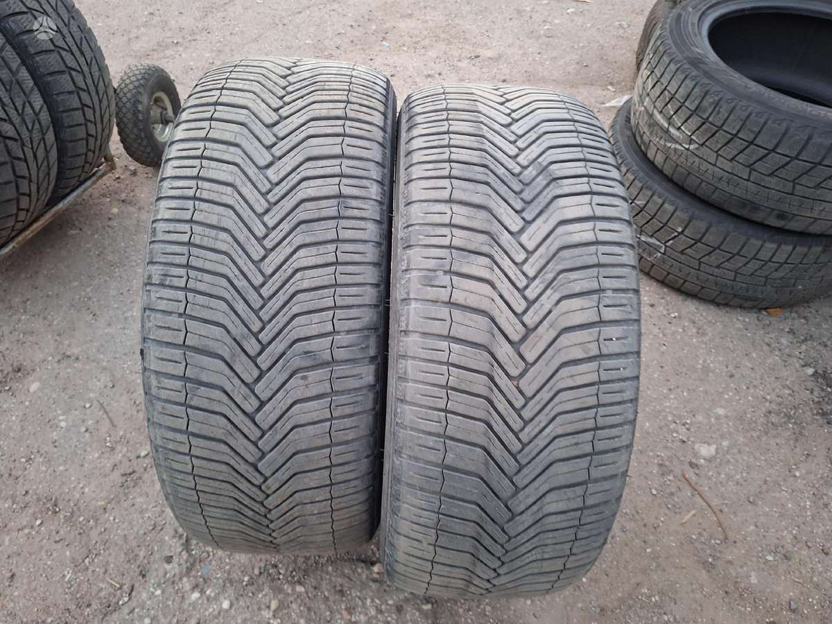 Michelin, всесезонные 235/45 R18