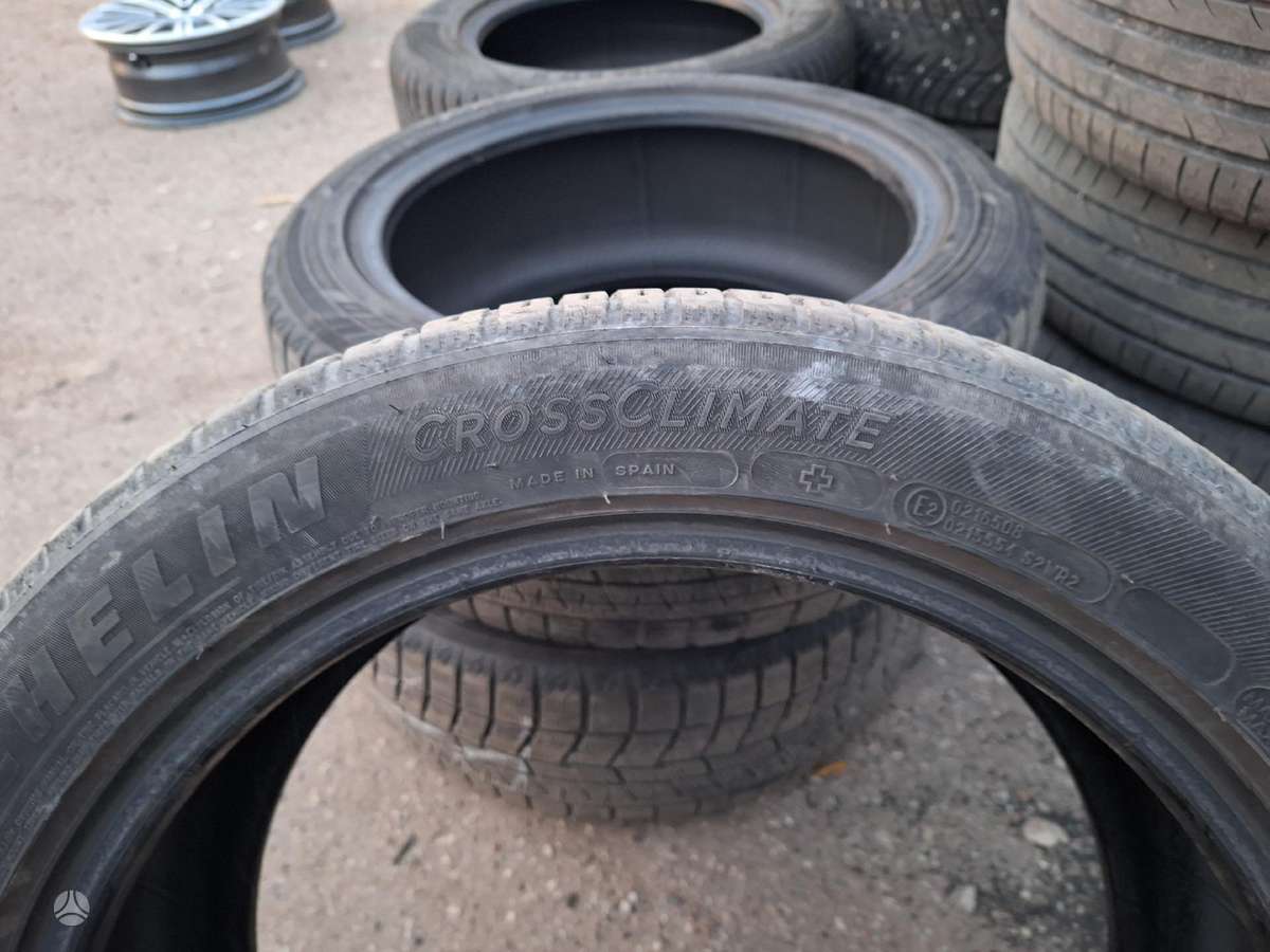 Michelin, всесезонные 235/45 R18
