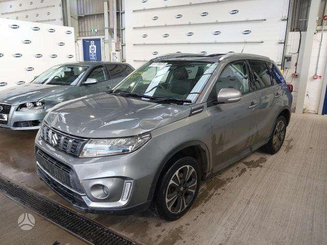 Suzuki Vitara dalimis