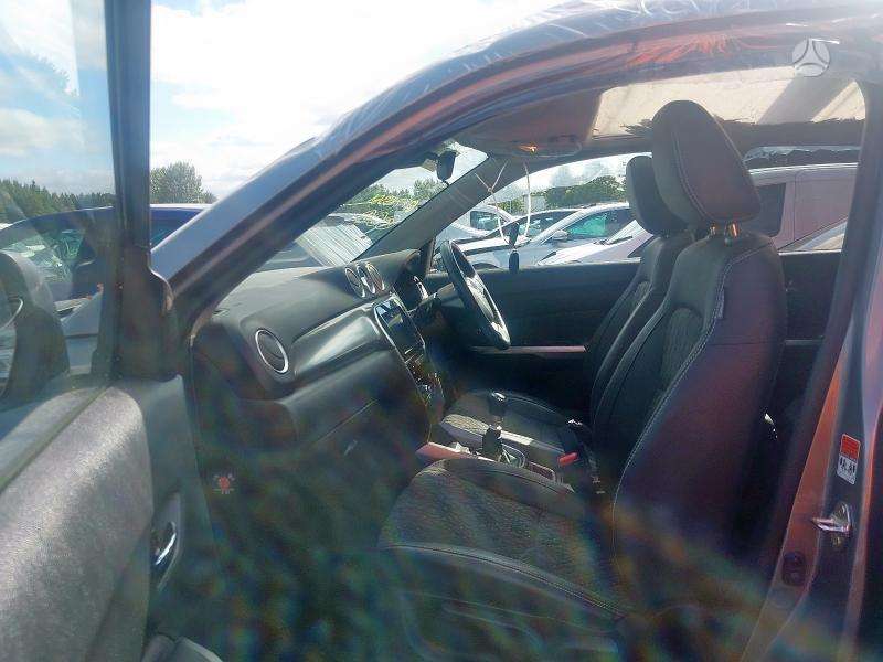Suzuki Vitara dalimis