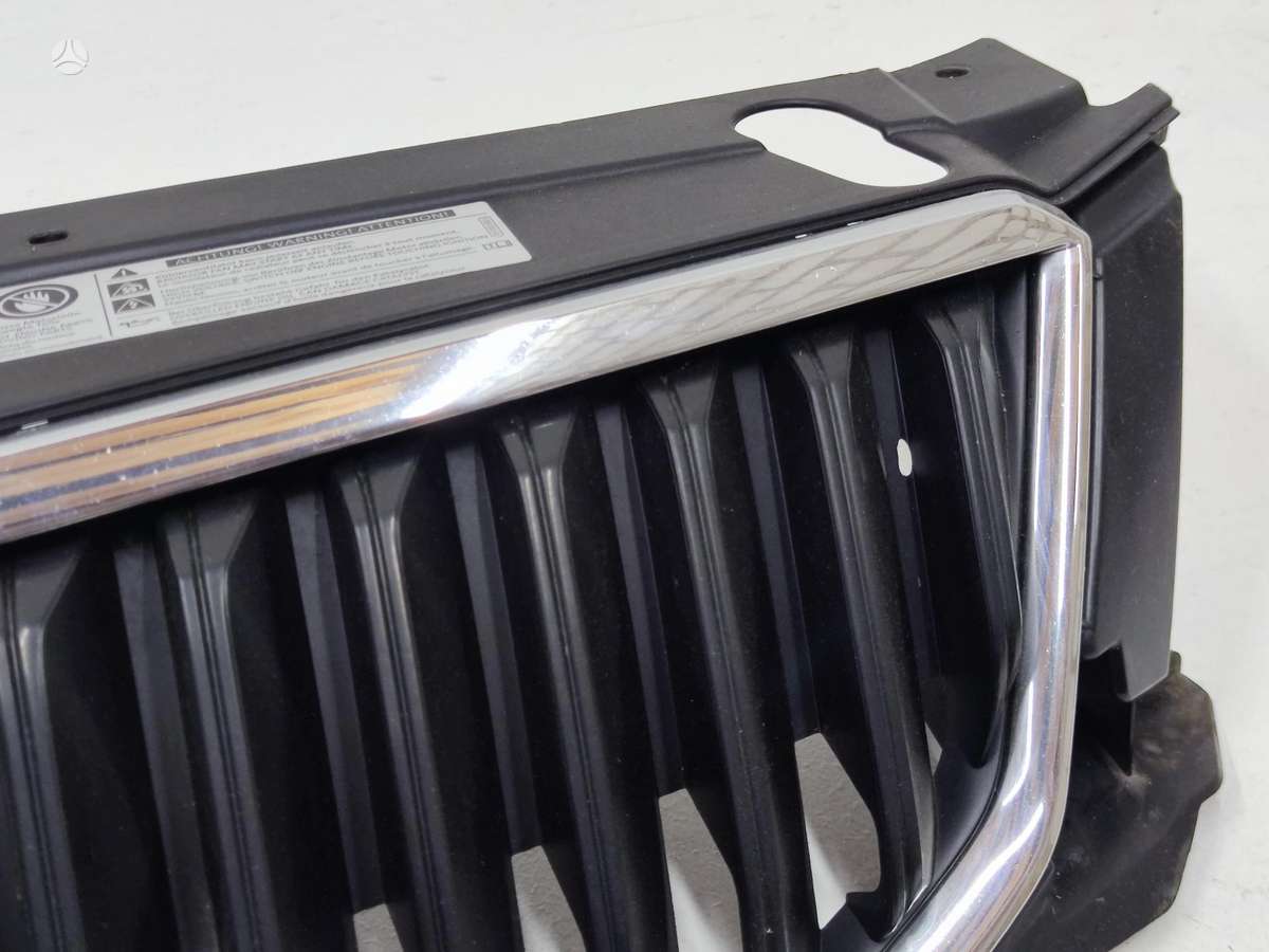 Skoda Octavia apdailos grotelės