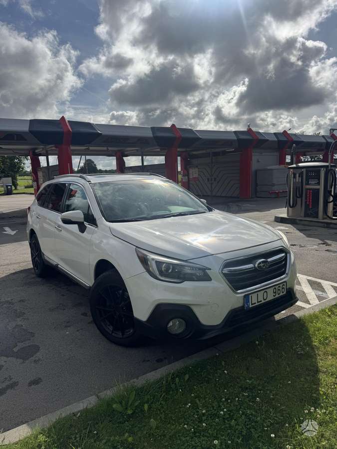 Subaru Outback, Универсал