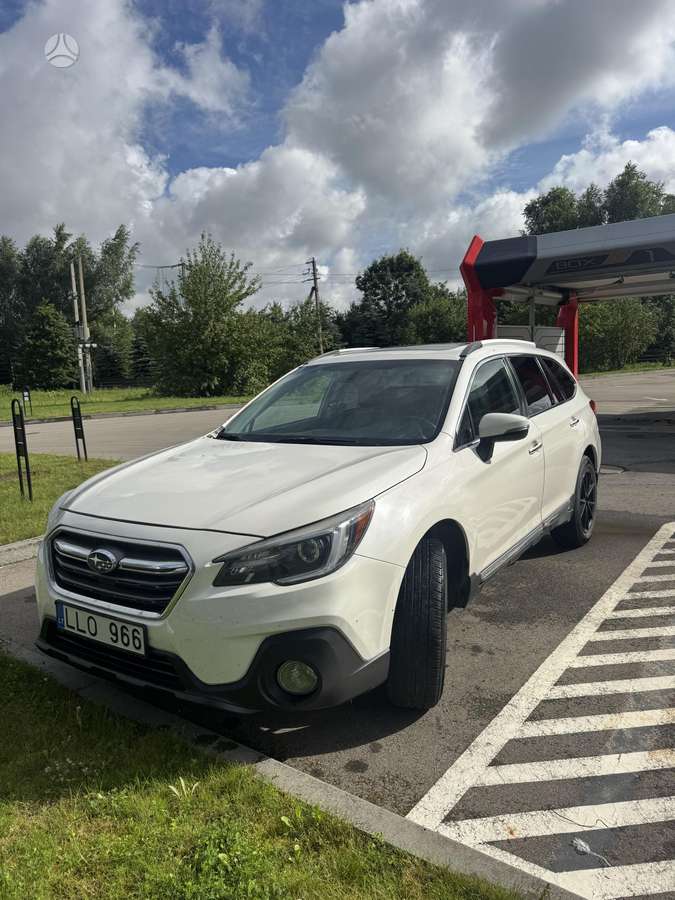 Subaru Outback, Универсал