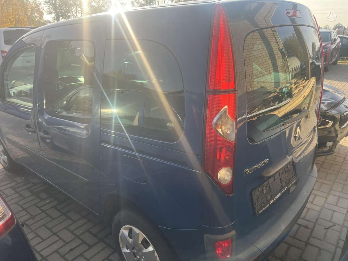 Renault Kangoo dalimis. Iš vokietijos