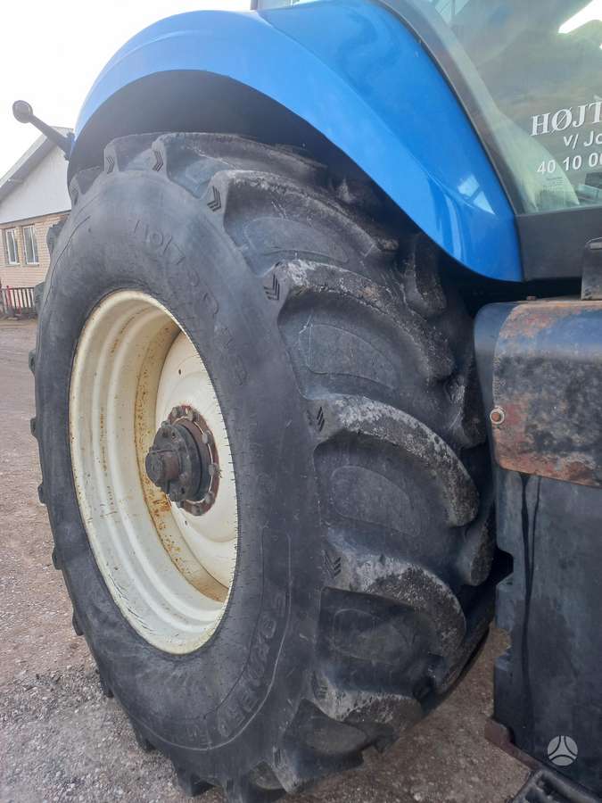 New Holland T8040, тракторы