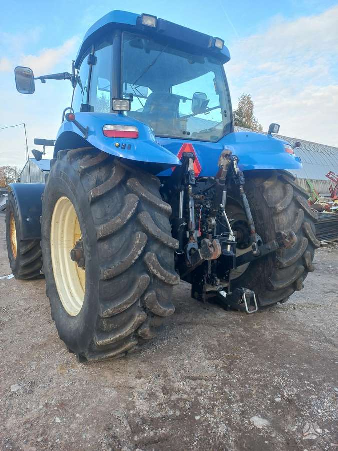 New Holland T8040, тракторы