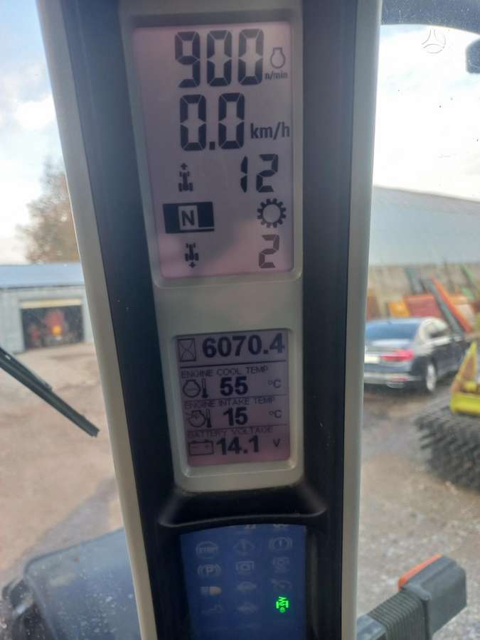 New Holland T8040, тракторы