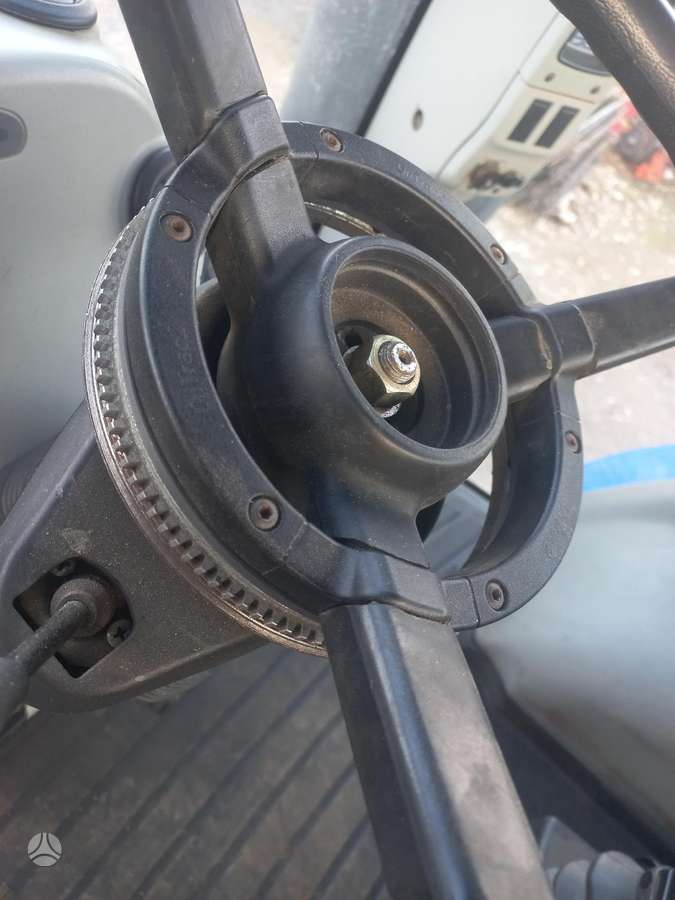 New Holland T8040, тракторы